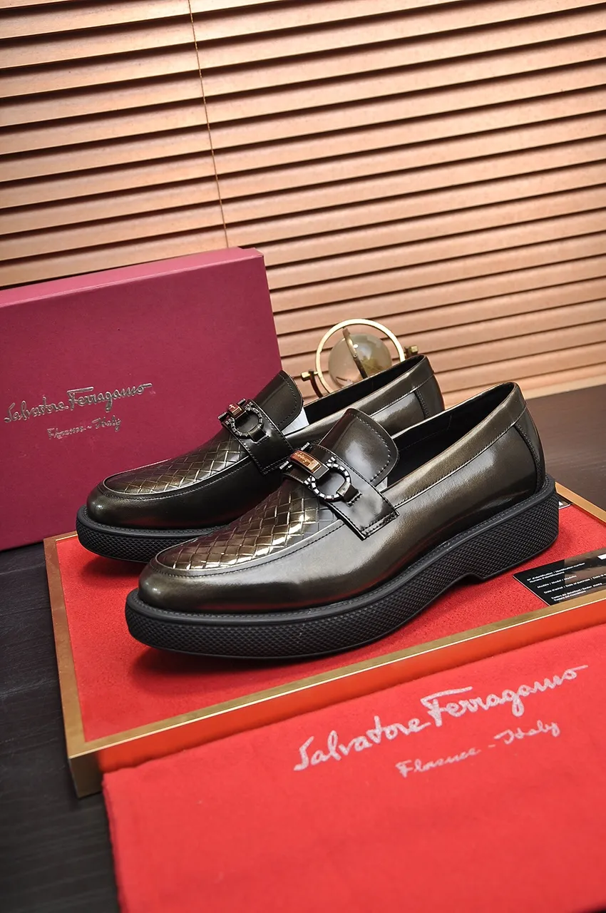 Men's shoes 💰720💶 [Ferragamo/Ferragamo] The latest model in the counter. Original imported open-sided high-quality cowhide hand-woven + imported 🐂 cowhide + original luxury metal buckle + original combination outsole. Comparison without pressure 38--45 (45 custom-made)